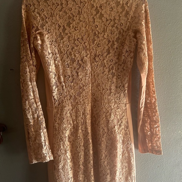 Half lined dress, long sleeve, zipper in the back - Picture 5 of 6